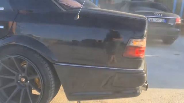 Mercedes-benz W124 E500 крутой дрифт
