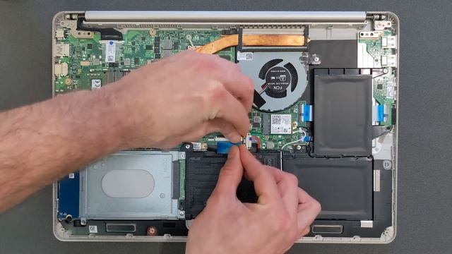 Asus Vivobook 15 X510U / X510UQ RAM and SSD / HDD upgrade смотреть онлайн