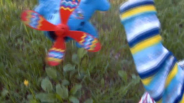 НАШ ПЕРВЫЙ ПИКНИК! МЫ НА ПРИРОДЕ смотреть онлайн