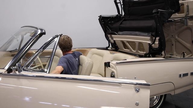 1962 Ford Thunderbird Convertible for sale | 2295 TPA смотреть онлайн