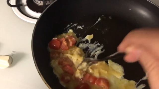 Try This Delicious Honey And Egg Wrap Recipe Today! смотреть онлайн