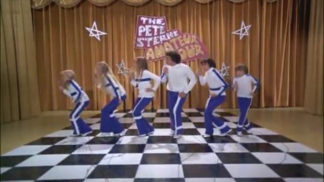 Keep on Movin смотреть онлайн