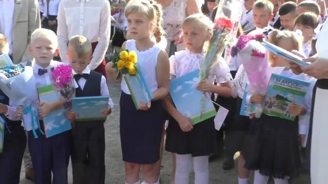 Vlog: Опоздали на линейку/ Первый раз в 1 класс!/ Готовка смотреть онлайн