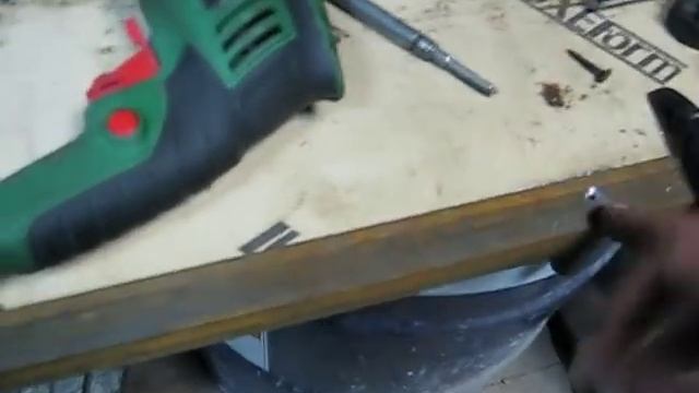 Очередной самодельный столик в гараж. смотреть онлайн