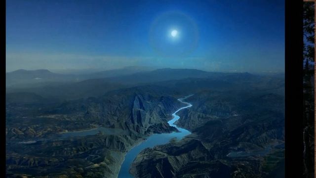 Moon River смотреть онлайн