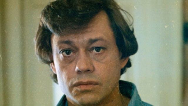 СЛОВНО ЖИВОЙ! ВОТ КАК ВЫГЛЯДИТ МОГИЛА НИКОЛАЯ КАРАЧЕНЦОВА смотреть онлайн