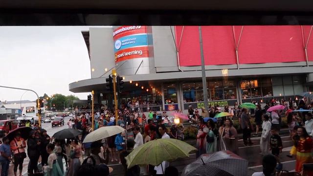 Vlogmas. Parade. Пробуем конфеты bean boozled jelly beans смотреть онлайн