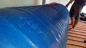 Как врезать кран в емкость