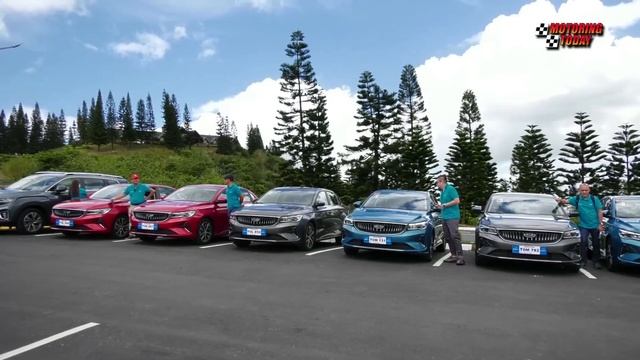 Media Go For An Emgrand Ride | Auto Industry News смотреть онлайн