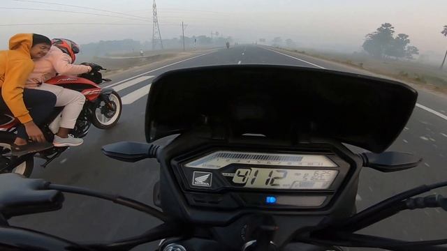 Honda Xblade VS Bajaj NS 160 ? | Highway Battle | Close Calls | Topend | ￼HS MotoTube