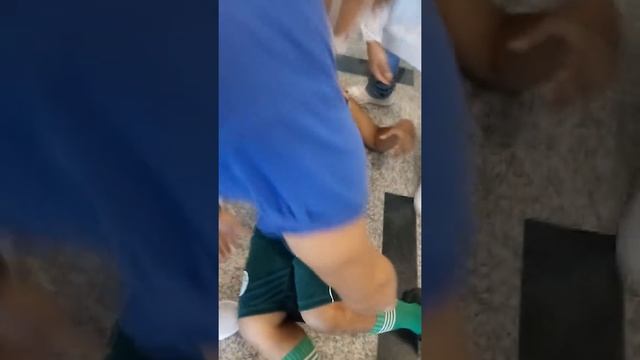 Man Passes out Taking Covid Vaccine || ViralHog смотреть онлайн