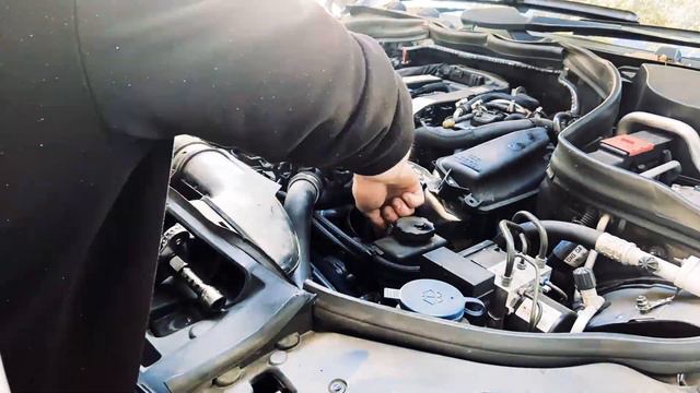 Mercedes W204 (Stage 1+DPF Delete) New Parts & Oil Change | What A Machine??400+NM Torque!!? смотреть онлайн
