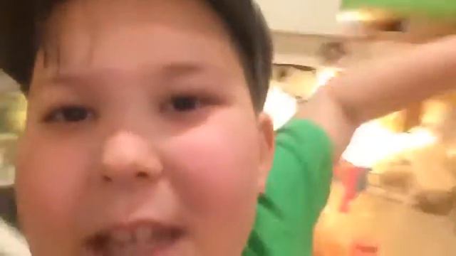 Пацан поет смотреть онлайн