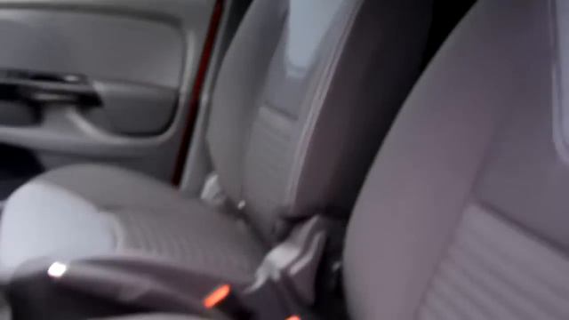 Video review Renault Clio Estate TCe 90 Dynamique, 2014, 4-TLN13 смотреть онлайн