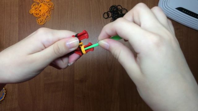 УмеюВсё: как плести браслет "Круговые узелки" смотреть онлайн