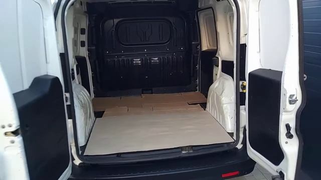Fiat Doblo Cargo 1.4 T-Jet Natural Power CNG смотреть онлайн