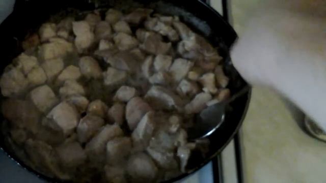 жарка свинины с луком и грибами смотреть онлайн