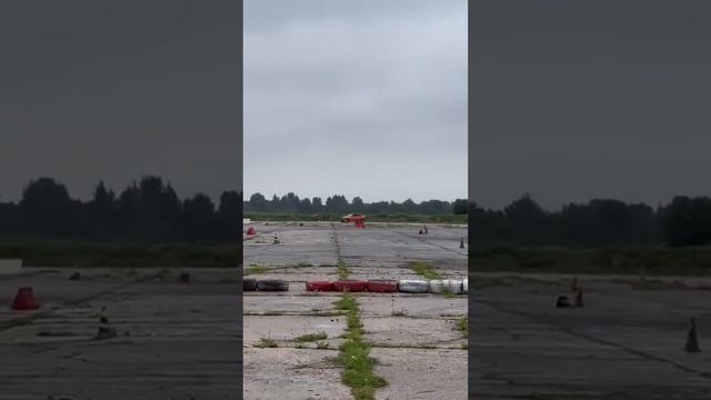 ГРАНД ТУРИЗМО/Геймер за рулем реального авто смотреть онлайн