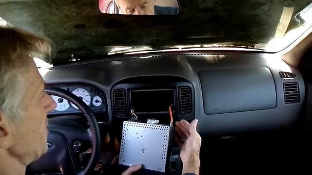 Ford Escape Radio Removal смотреть онлайн