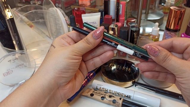 КОСМЕТИЧКА МЕСЯЦА??// НОЯБРЬ 2022 // FABERLIC, AVON, EVELINE... НОВИНКИ и МАСТХЭВЫ смотреть онлайн