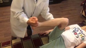 исследование клонуса стопы и надколенной чашечки