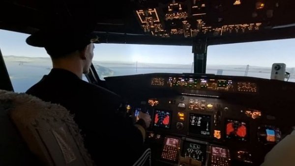 Полет на авиатренажере Dream Aero (Дрим Аэро)