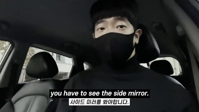 With This One Button, You Can Wipe The Side Mirror On A Rainy Day. смотреть онлайн