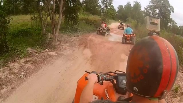 Падения с квадроцикла. Паттайя. смотреть онлайн