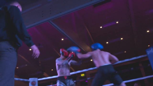 Whatever it Takes - Prospect boxing - Ipswich March 2019 Charity bout - Scott Dixon vs Kevin Hall смотреть онлайн