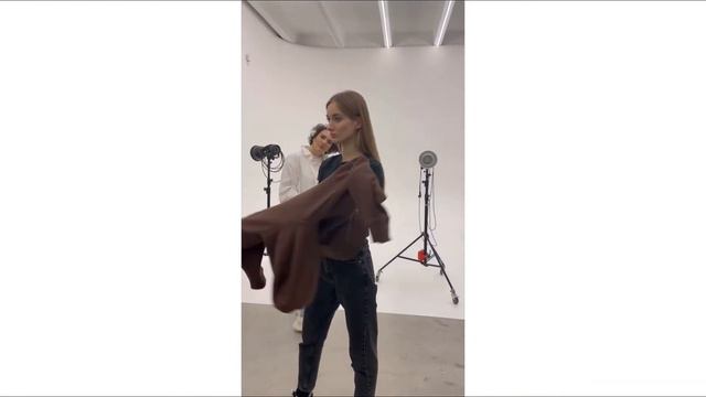 Фотопозирование | работа с аксессуарами на курсе #fashionmodel в Agent Pro School