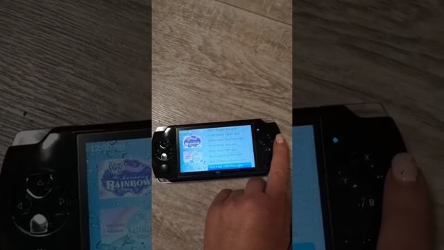 обзор игровая приставка (консоли) с установленными 1000 игр с экраном 5,1 дюйма 8gb XPRO PSP 9 смотреть онлайн