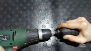 Как просверлить болт идеально по центру