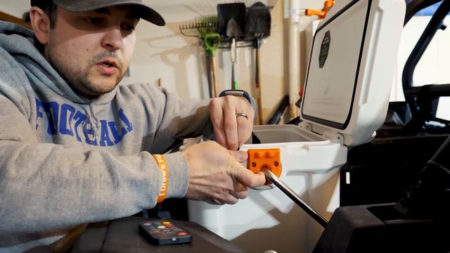Polaris RZR Cooler and Storage Box DIY Setup on a Budget - Part 1 смотреть онлайн