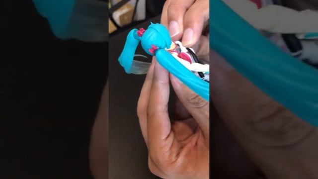 Figma Miku смотреть онлайн
