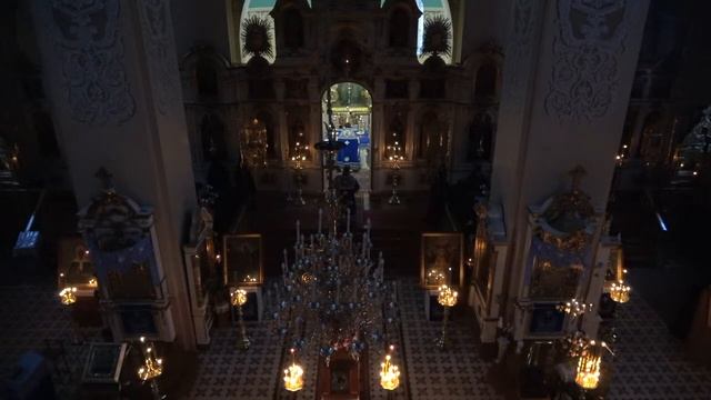 Четверг. Божественная Литургия. Празднование в честь Казанской иконы Божией Матери. 04.11.2021. смотреть онлайн