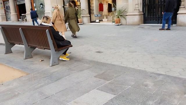 ISABEL MARANT/СтРиТсТаИл Барселоны 2020 2021. смотреть онлайн