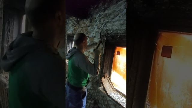 Восстанавливаем дом. День второй. Кошку назвали Фросей смотреть онлайн