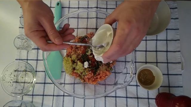 Рыбные котлеты. Простое блюдо из рыбы в Рождественский пост. смотреть онлайн