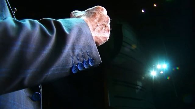 Праздник Весны и Труда. Стихотворение читает Макс Радман смотреть онлайн