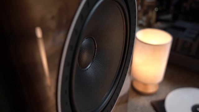 High End от Wharfedale: новая необъятная акустика Elysian