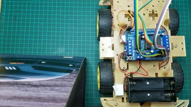 How to Make a Human Following Robot using Arduino and L293D motor control shield смотреть онлайн