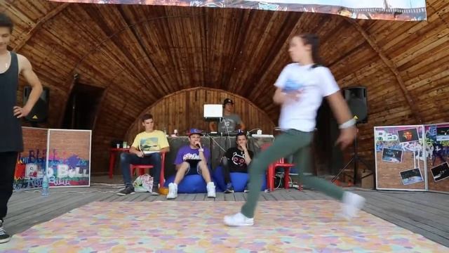 Сенсей и Рак -VS- Кевин и Маша - 1/4 TopFoot - Rock'ushka Battle (2013) смотреть онлайн