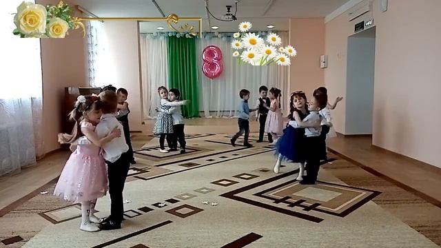 Поздравим мам,бабушек,девчонок наших дорогих! смотреть онлайн