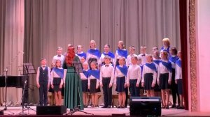 Журчат ручьи.