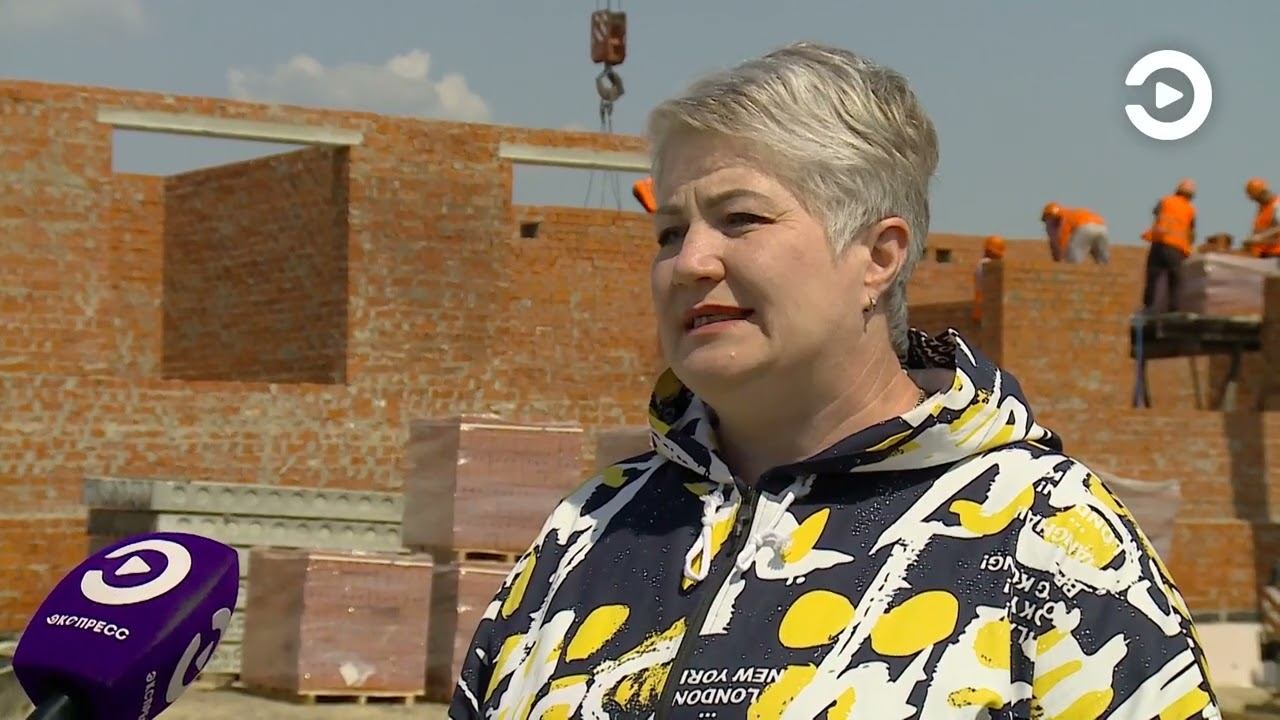 В Большом Вьясе Лунинского района специалисты возводят новую школу смотреть онлайн