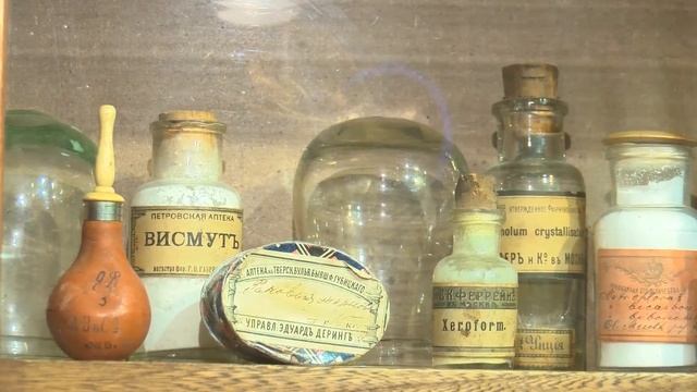 Музей-усадьба «Мураново» приглашает на самую женскую выставку сезона смотреть онлайн