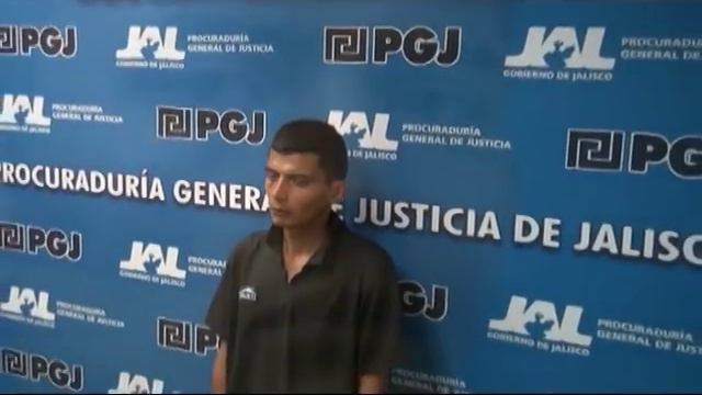 Consignan a pandillero señalado por la muerte de niña en Santa Cecilia смотреть онлайн