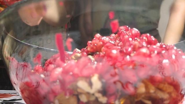 Полезный Салат | Салат Свекольный с Гранатом и Грецкими Орехами | | Салат за 1 Минуту смотреть онлайн