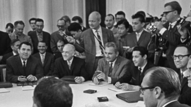 Novaya Zemlya (Russia) is the birthplace of one of the main nuclear test sites in the world смотреть онлайн