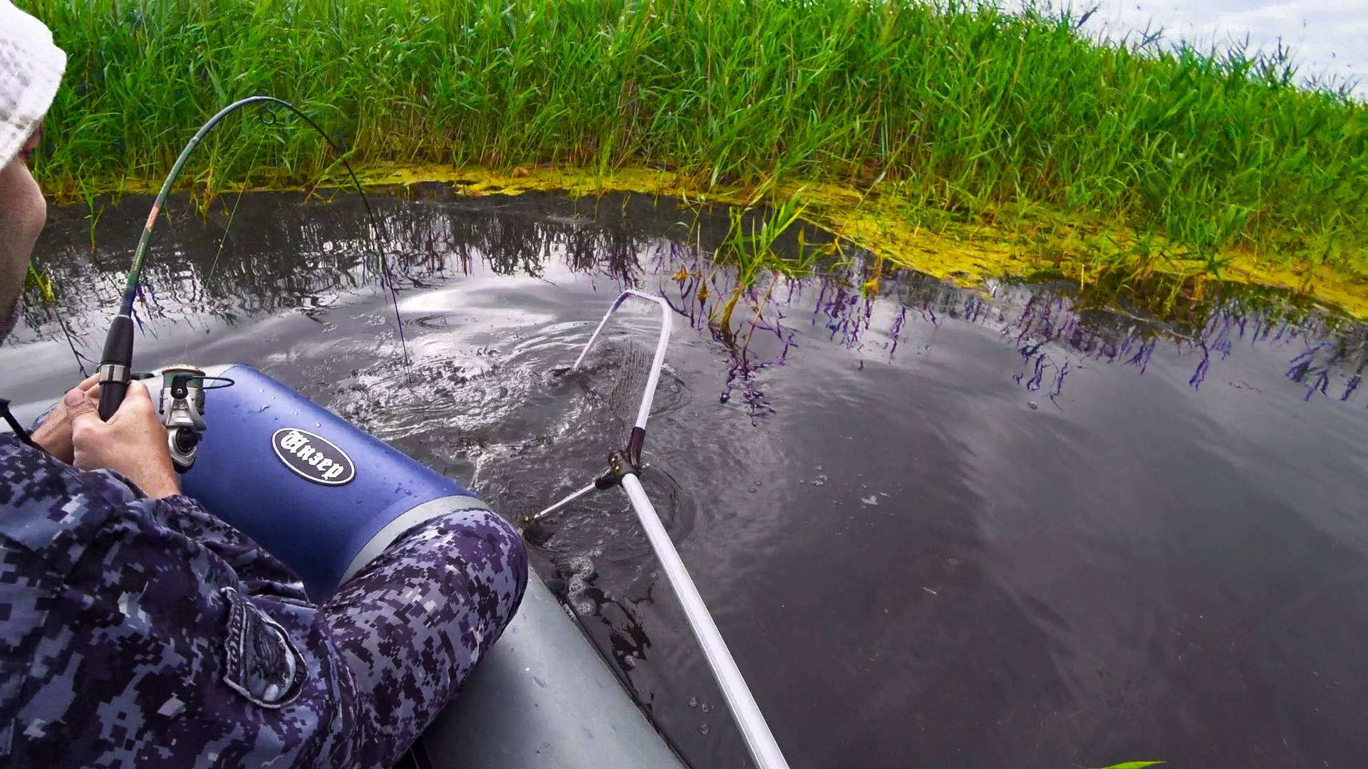 ТРОФЕЙНЫЕ ЩУКИ РВУТ СНАСТИ!Ловля щуки на спиннинг!Рыбалка в июле 2024 смотреть онлайн